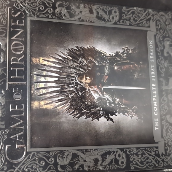 NWOT,Game of Thrones Complete First Season,5 Disc Set. - Picture 2 of 5